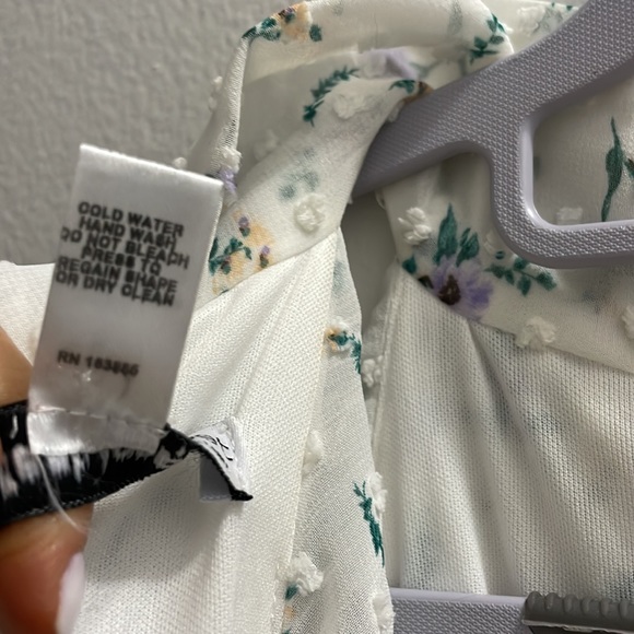 Fashion Poet clip dot cold shoulder ruffle long sleeve dress in white multicolor - Picture 8 of 9